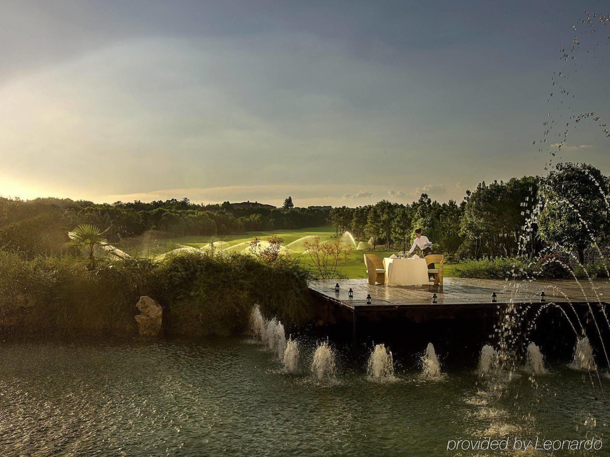 Sofitel Nanjing Zhongshan Golf Resort Exterior photo